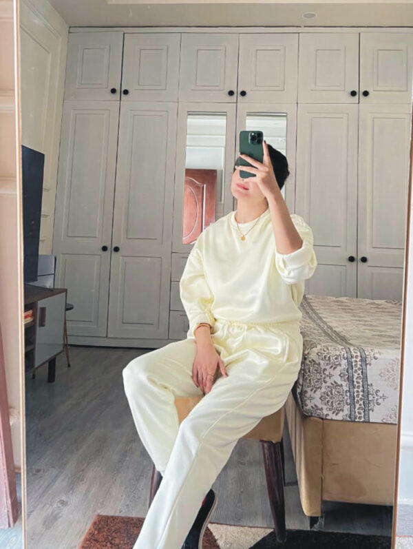 Winter Lavish Sweat Suit (White)